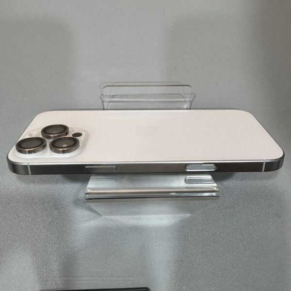 Apple iPhone 16 Pro Max 256GB 中古機 二手機 福利機：圖片 4