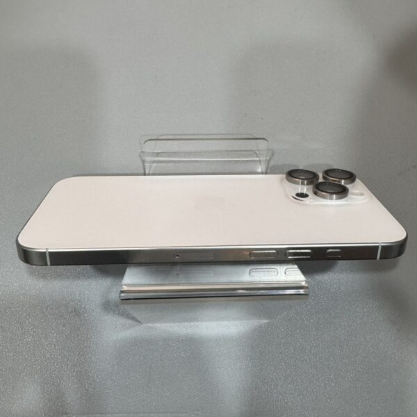 Apple iPhone 16 Pro Max 256GB 中古機 二手機 福利機：圖片 5