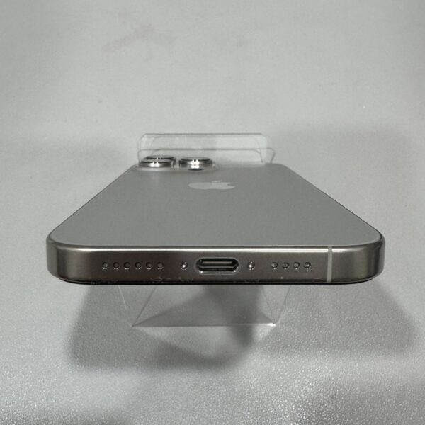 Apple iPhone 16 Pro Max 1TB 原色鈦金屬 中古機 二手機 福利機：圖片 4