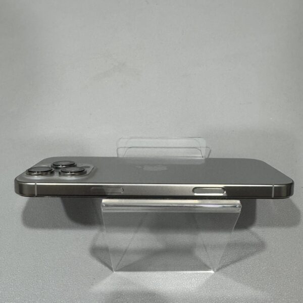 Apple iPhone 16 Pro Max 1TB 原色鈦金屬 中古機 二手機 福利機：圖片 5