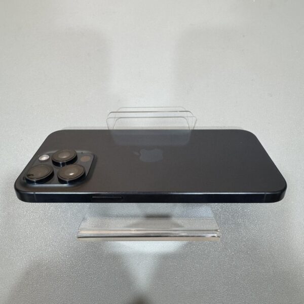 Apple iPhone 15 Pro Max 1TB 藍色鈦金屬 中古機 二手機 福利機：圖片 4