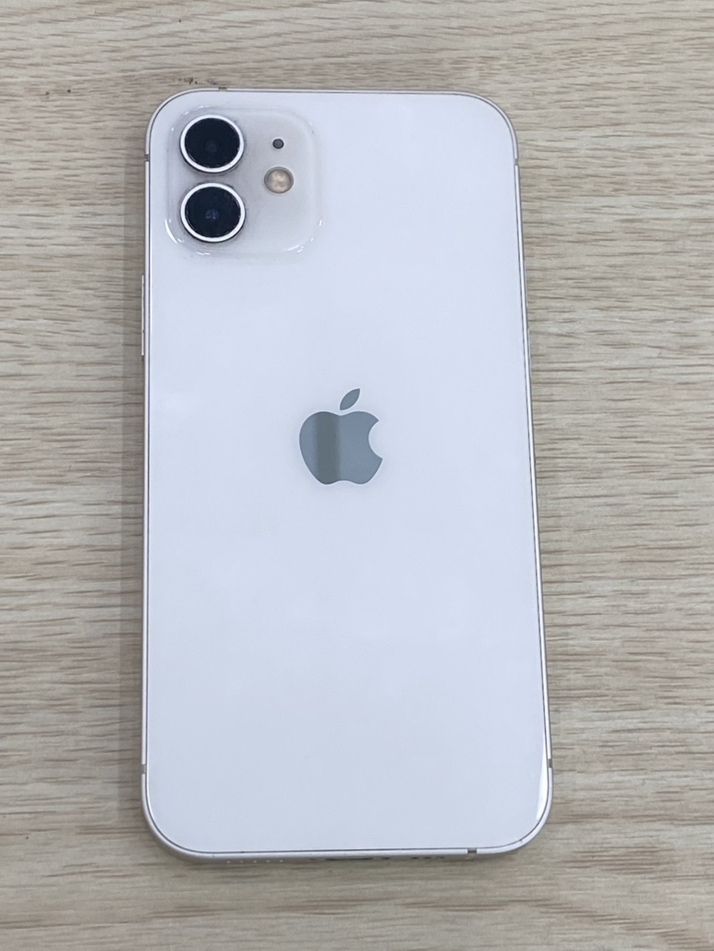 Apple iPhone 12 128GB 沙漠色鈦金屬 中古機 二手機 福利機 #49726:圖片 6