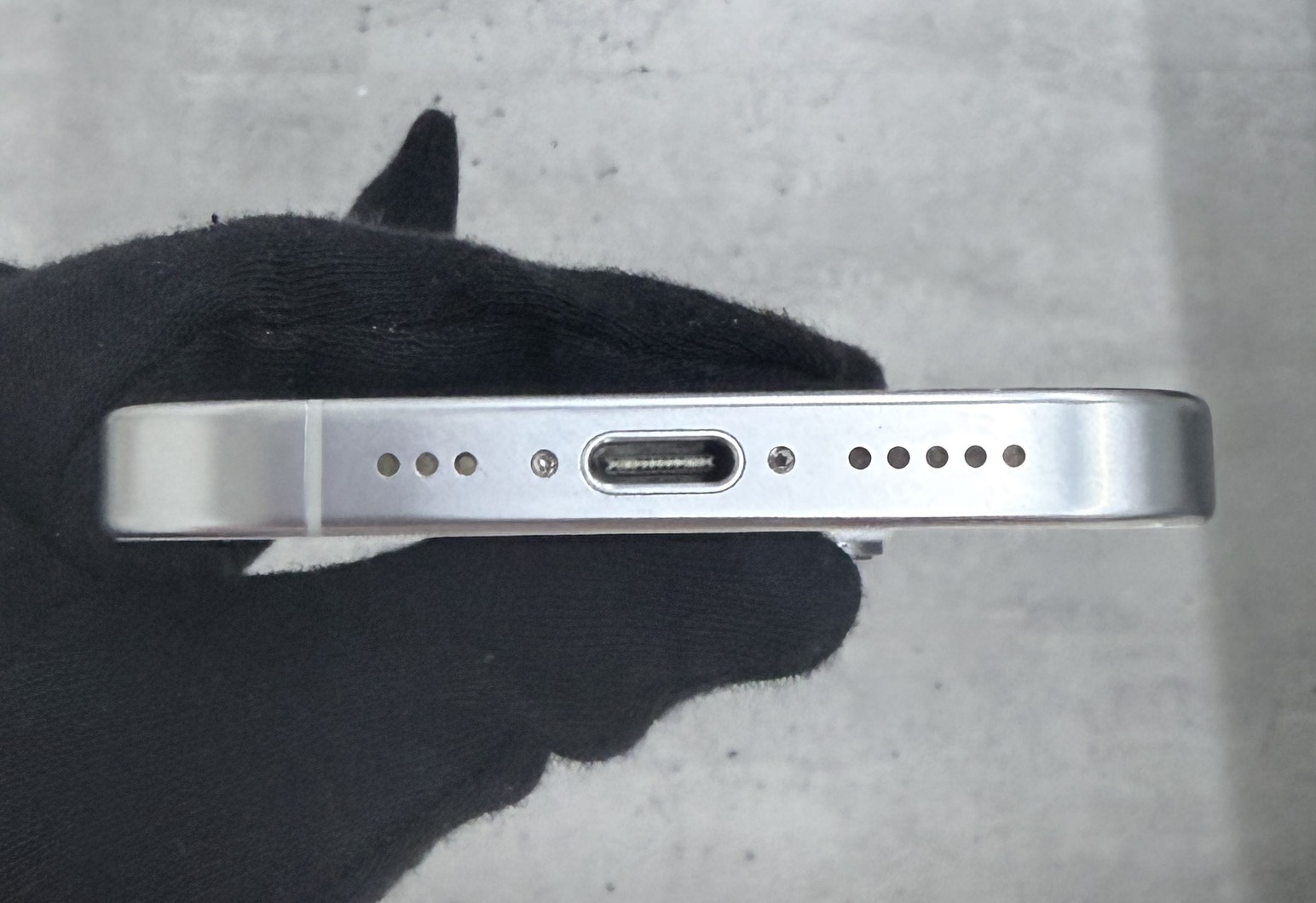 Apple iPhone 16 Pro 256GB 白色鈦金屬 中古機 二手機 福利機 #91235:圖片 6