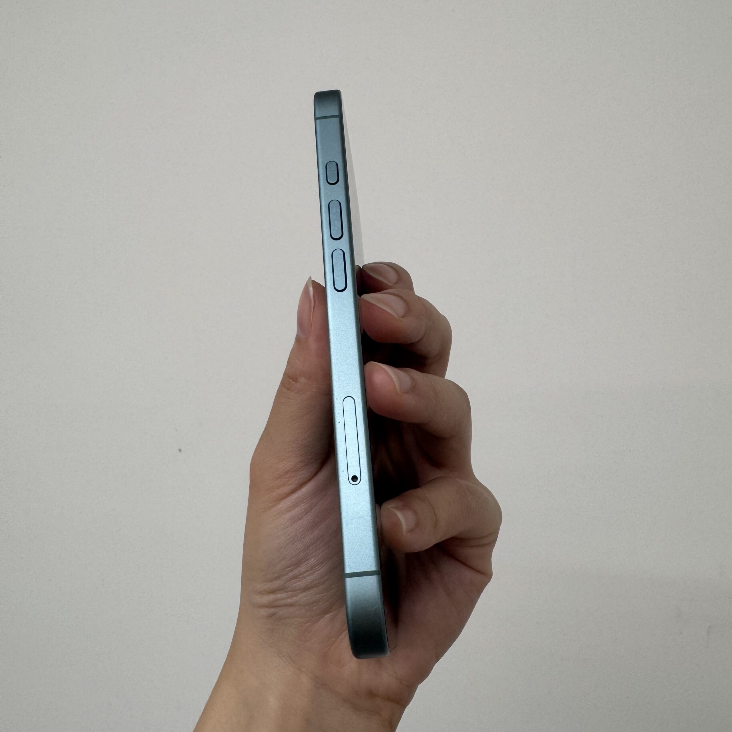 Apple iPhone 16 256GB 湖水綠 中古機 二手機 福利機 #24989:圖片 7