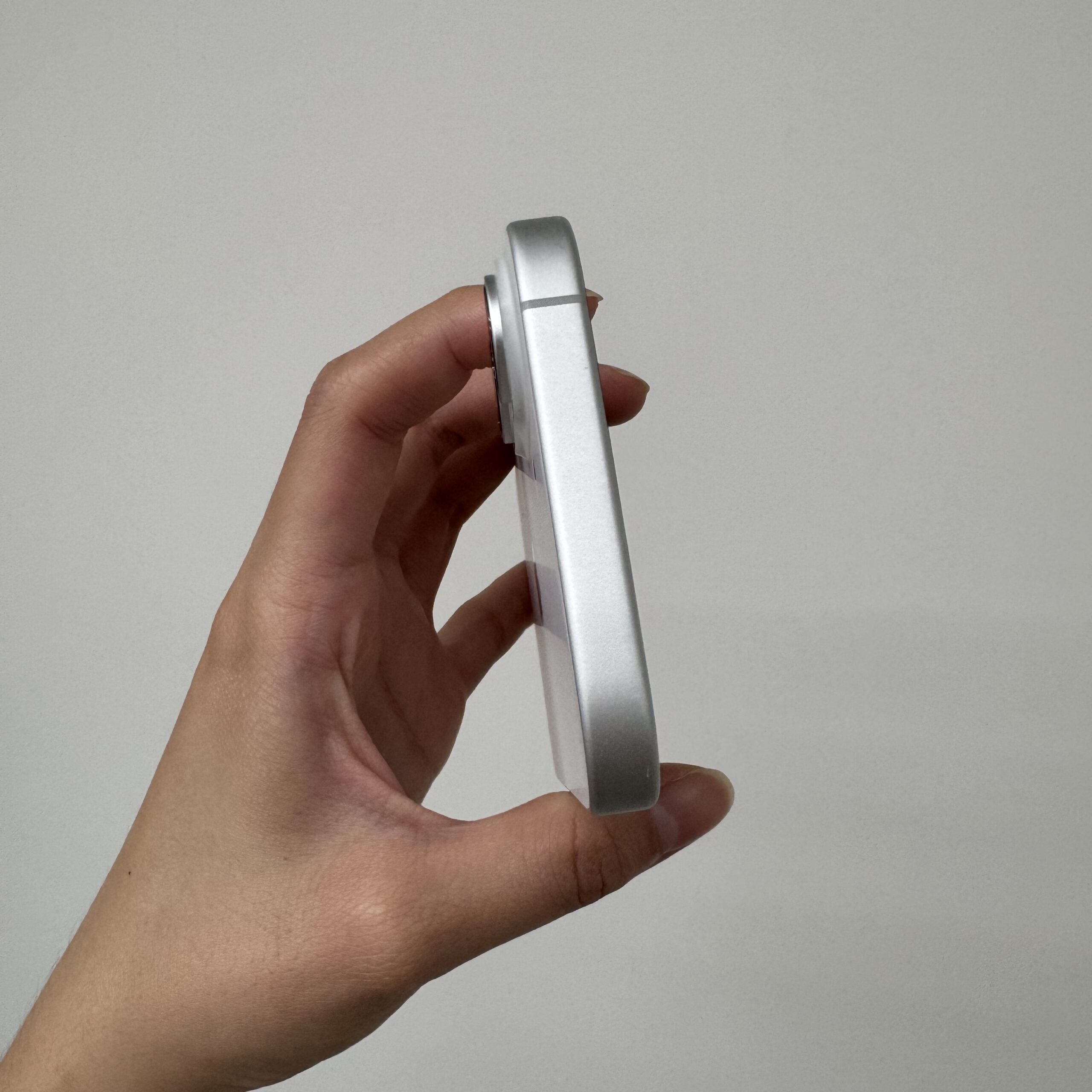 Apple iPhone 16 256GB 白色 中古機 二手機 福利機 #00963:圖片 7