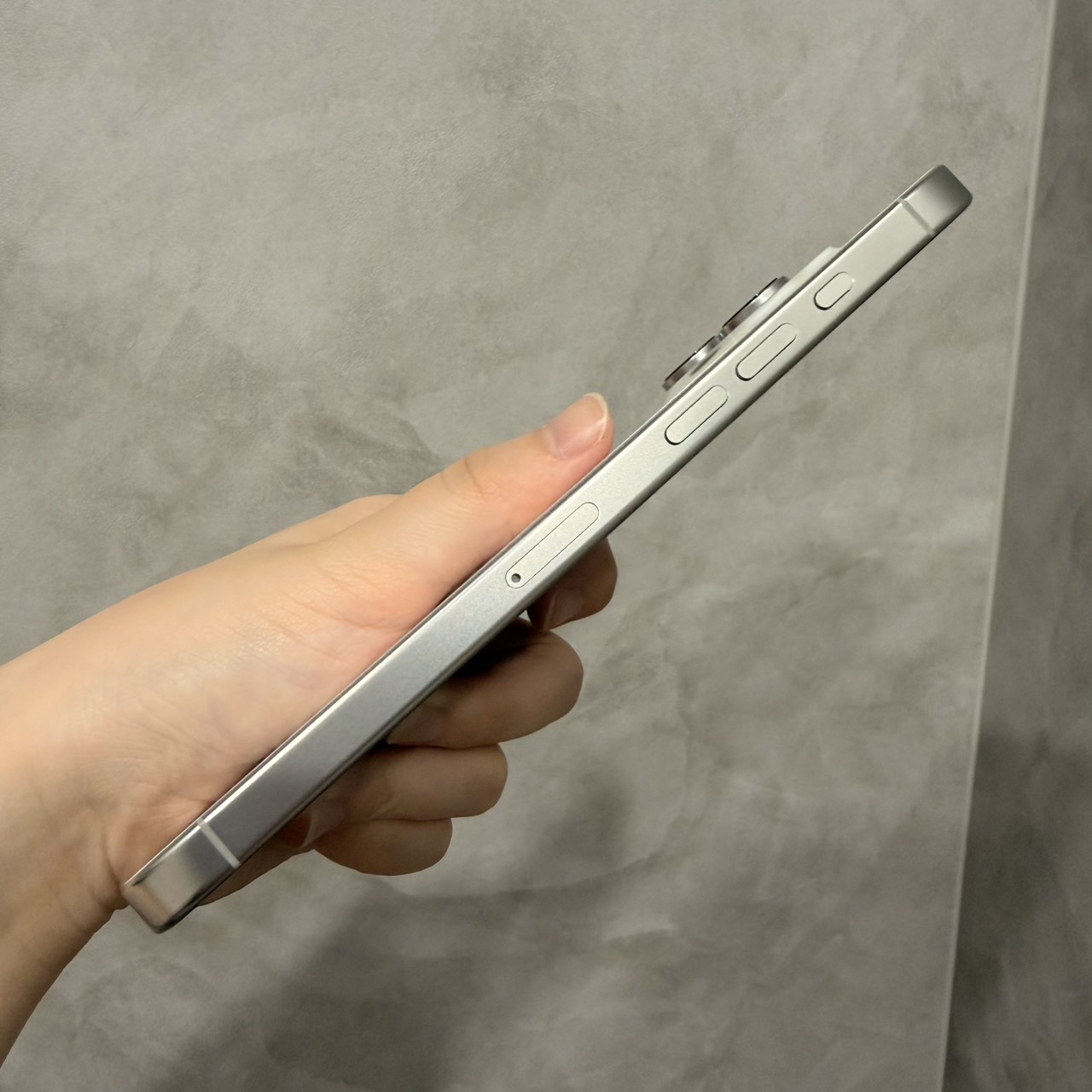Apple iPhone 16 Pro Max 256GB 白色鈦金屬 中古機 二手機 福利機 #60859:圖片 8