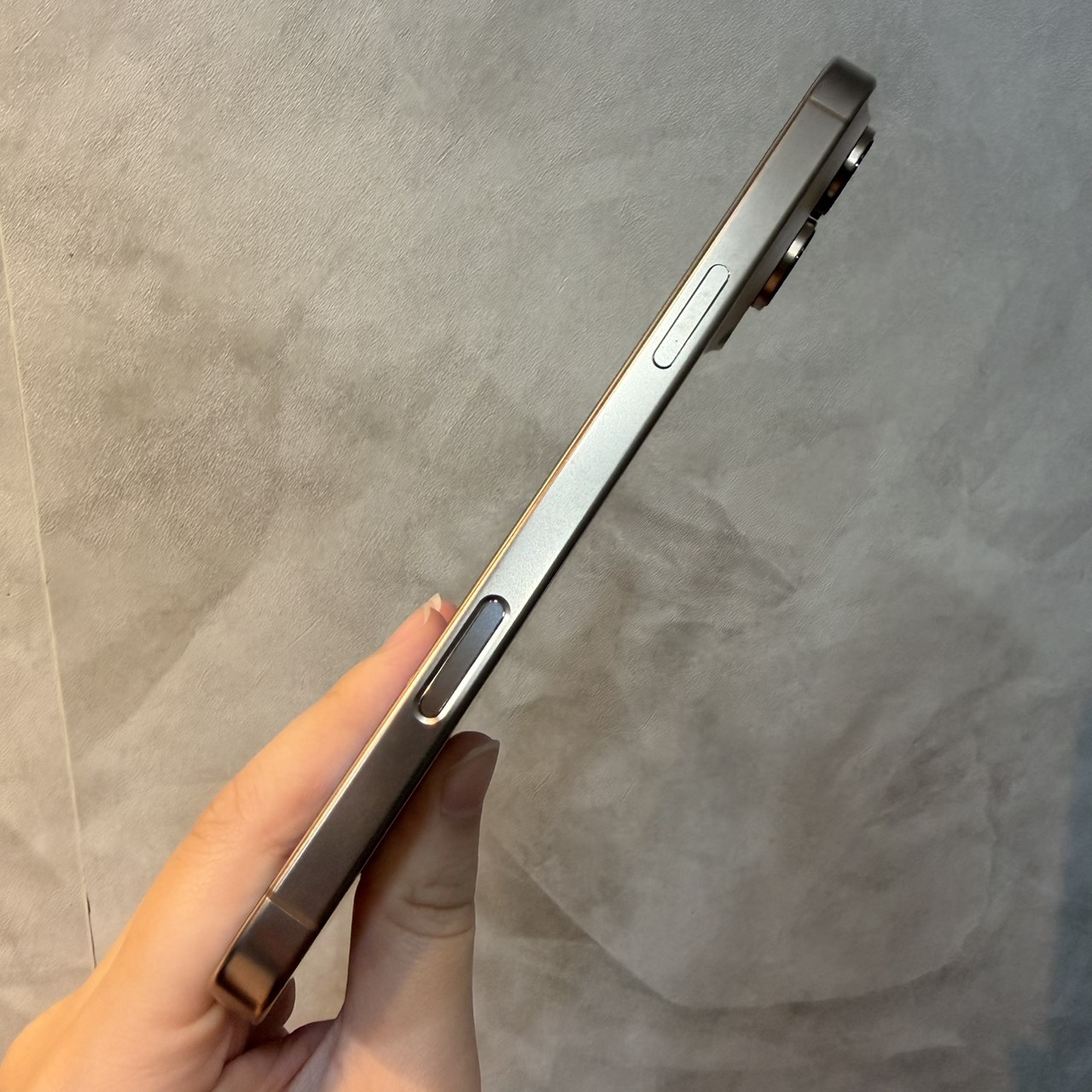 Apple iPhone 16 Pro Max 256GB 沙漠色鈦金屬 中古機 二手機 福利機 #28685:圖片 5
