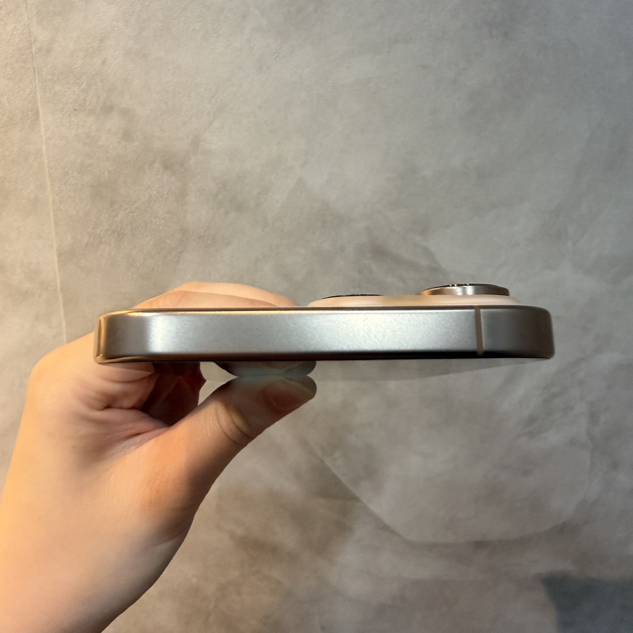 Apple iPhone 16 Pro Max 256GB 沙漠色鈦金屬 中古機 二手機 福利機 #28685:圖片 4