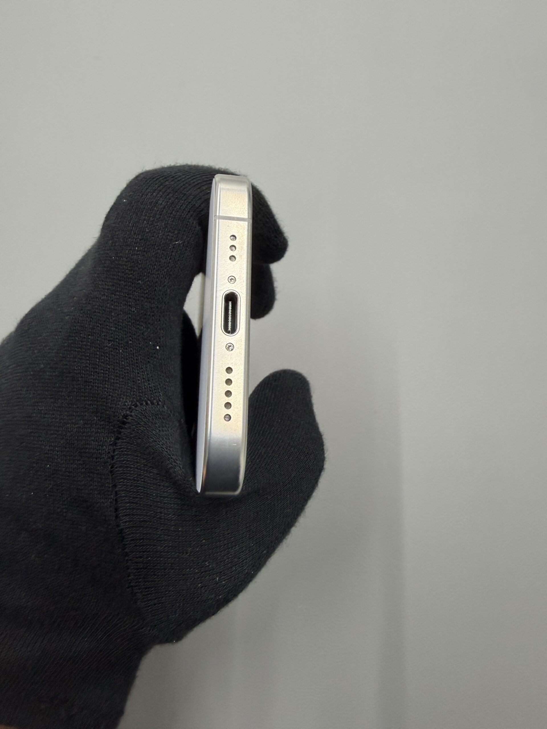 Apple iPhone 16 Pro 256GB 白色鈦金屬 中古機 二手機 福利機 #72814:圖片 3