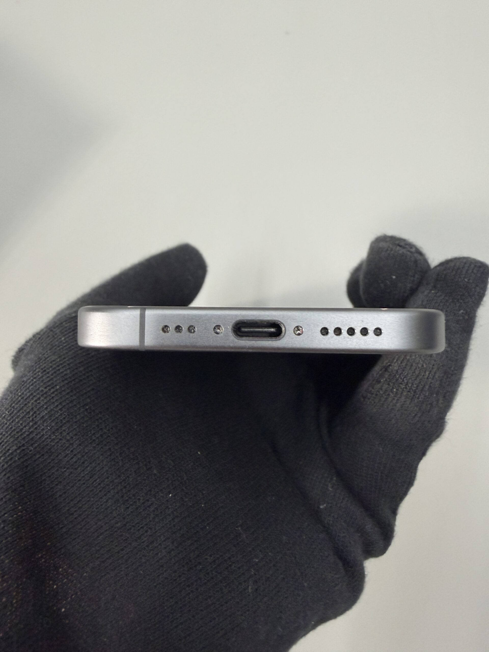 Apple iPhone 17 256GB 黑色 中古機 二手機 福利機 #89337:圖片 5